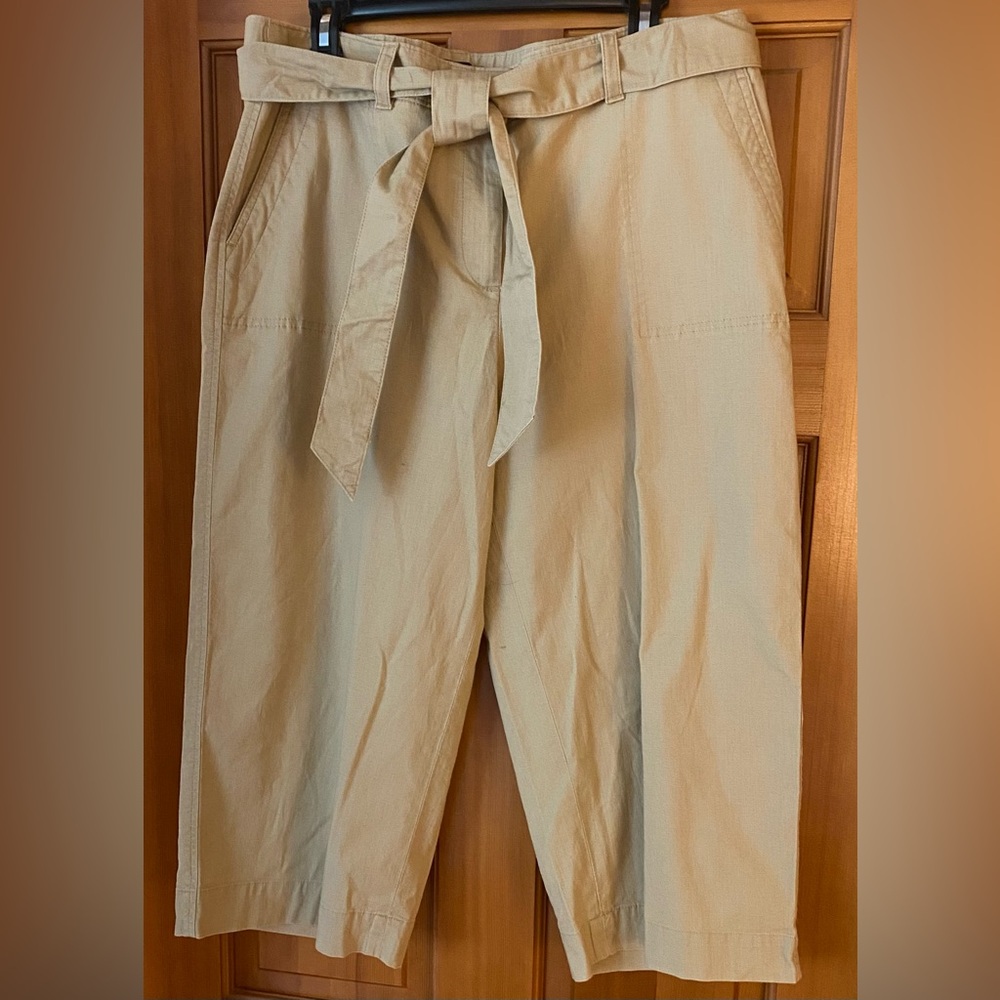 Talbots Women’s Tan Belted Cropped Pants  NWT
